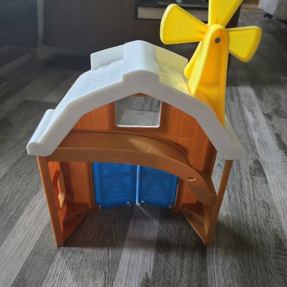 Thomas & Friends Farmer McColl’s Farm Playset Percy Push-Along Train Imaginative - Picture 3 of 5